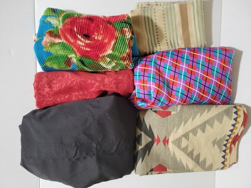 Lot misc material pleated - of,